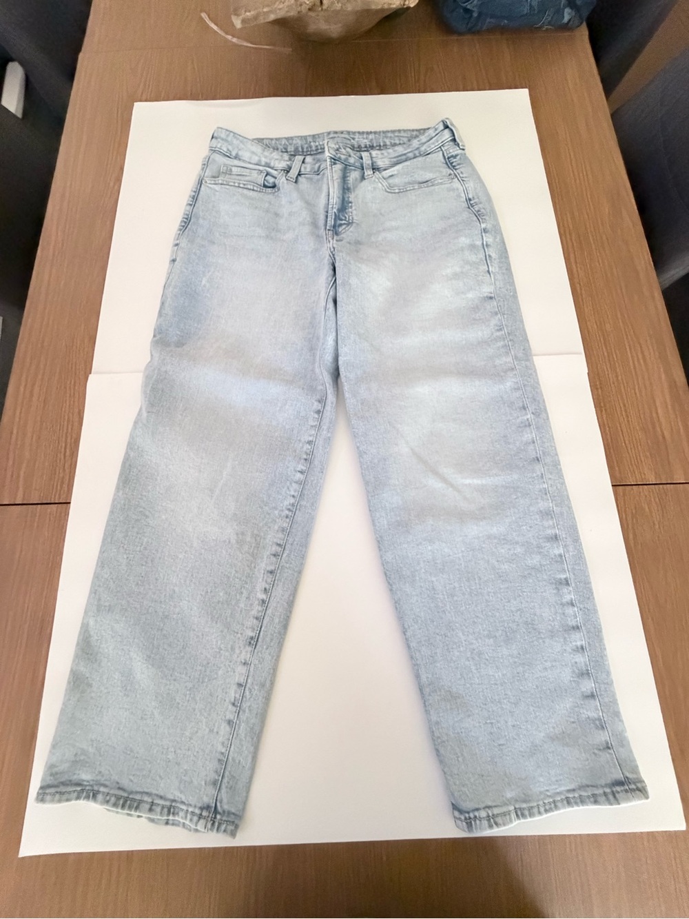 Old Navy Womans Light Wash Straight Leg Jeans - Pale Blue size 10P